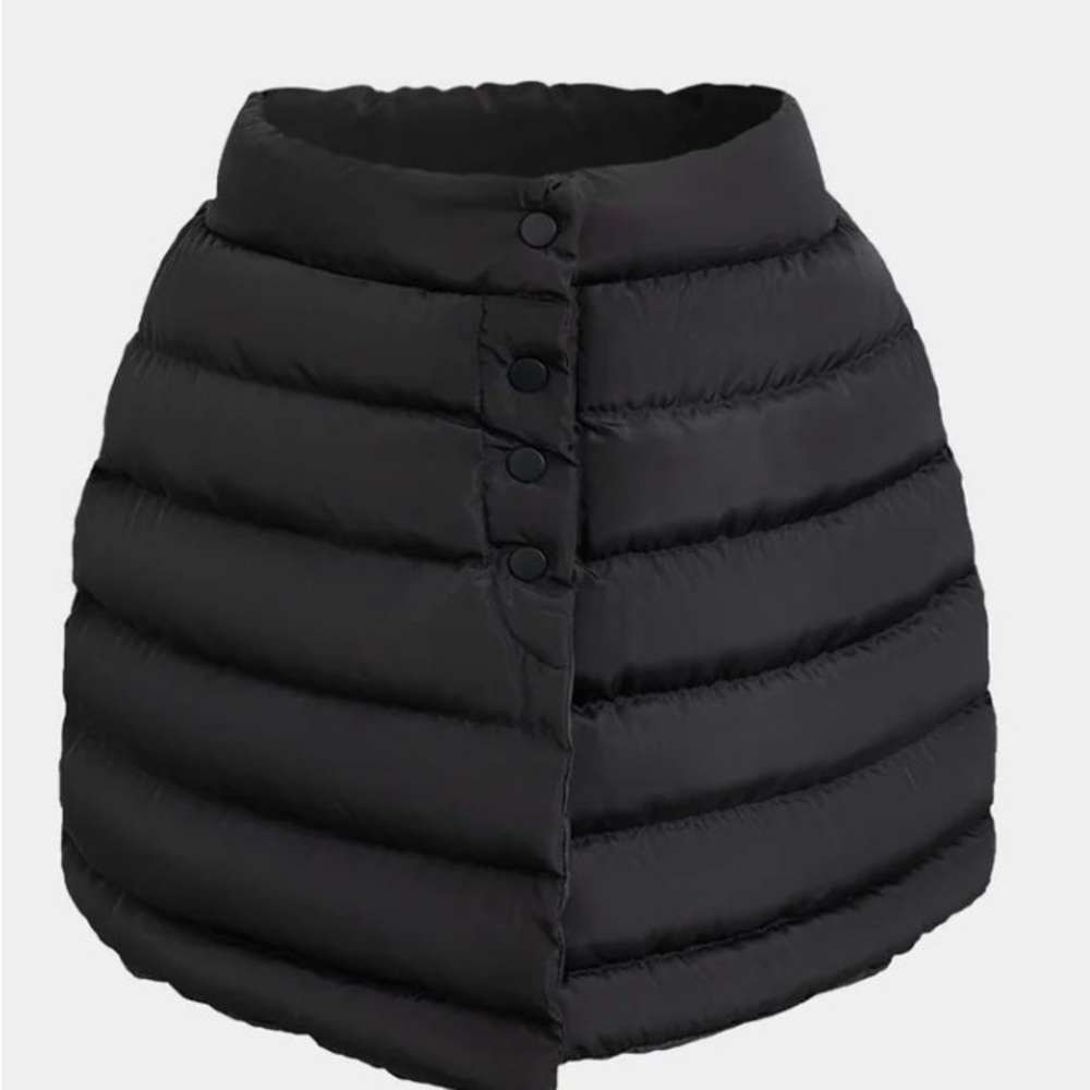 Mica’s Solid Black Button Up Puffer Mini Skirt size S